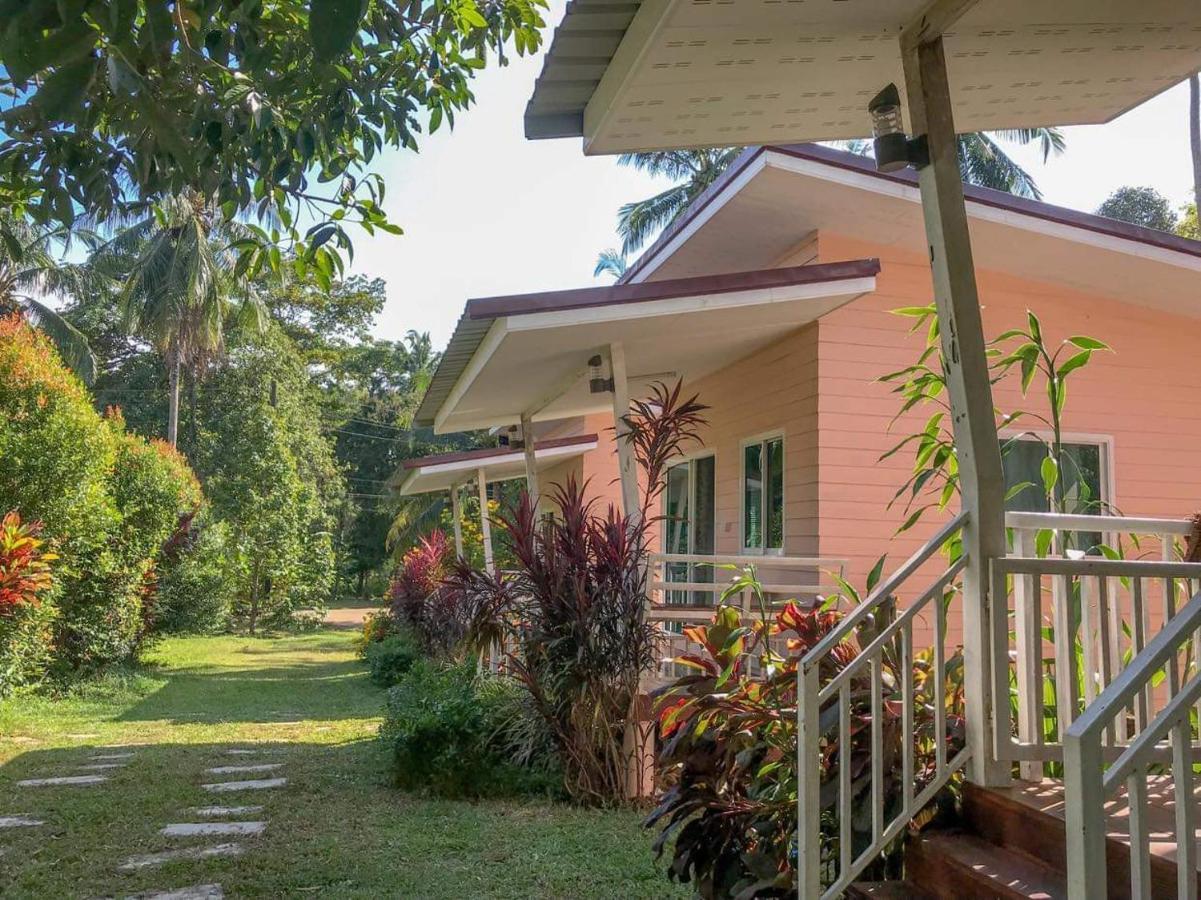 Baan Suan Khun Ta บ้านพักสวนคุณตา Koh Chang Exterior foto