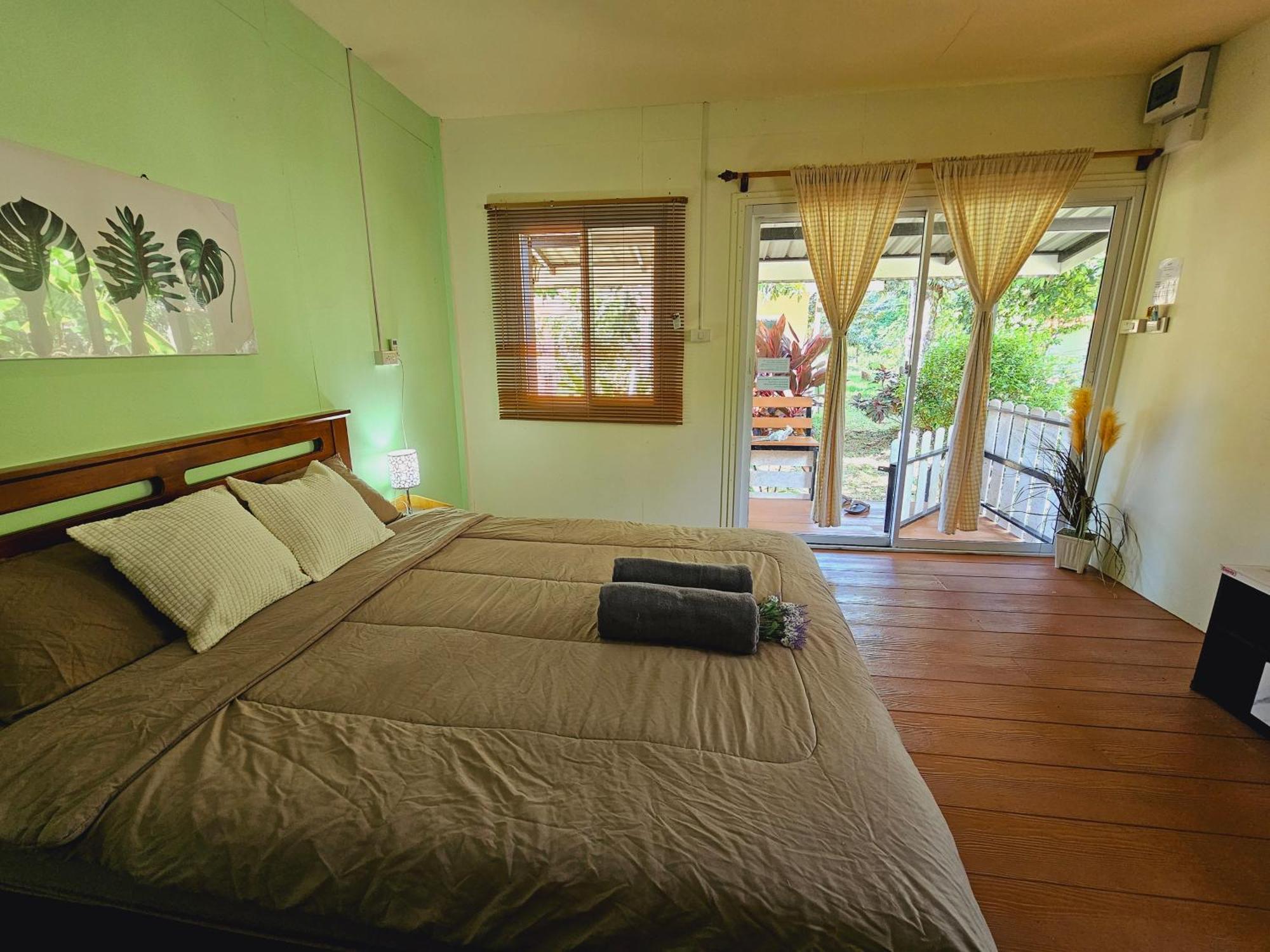 Baan Suan Khun Ta บ้านพักสวนคุณตา Koh Chang Exterior foto