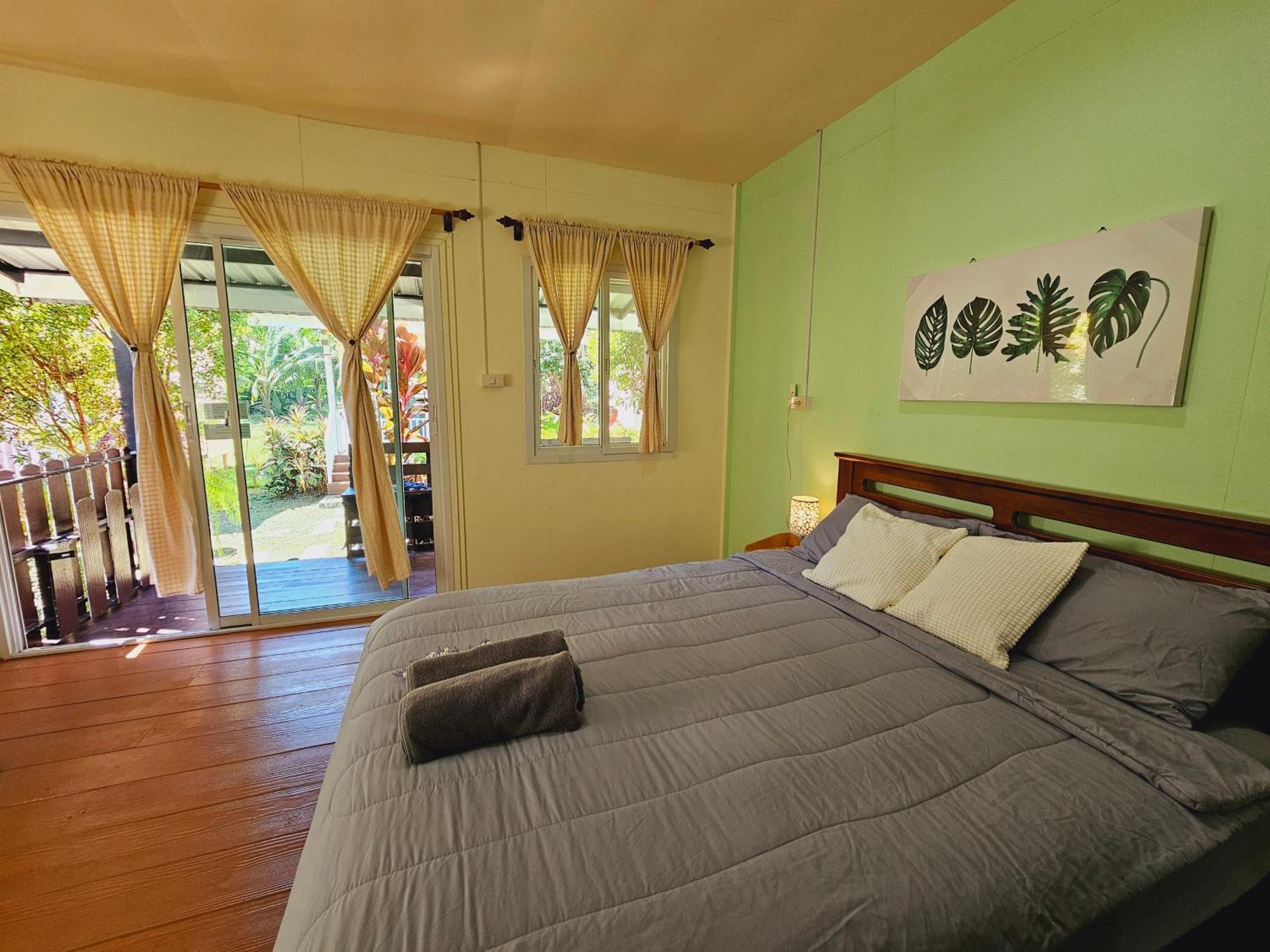 Baan Suan Khun Ta บ้านพักสวนคุณตา Koh Chang Exterior foto