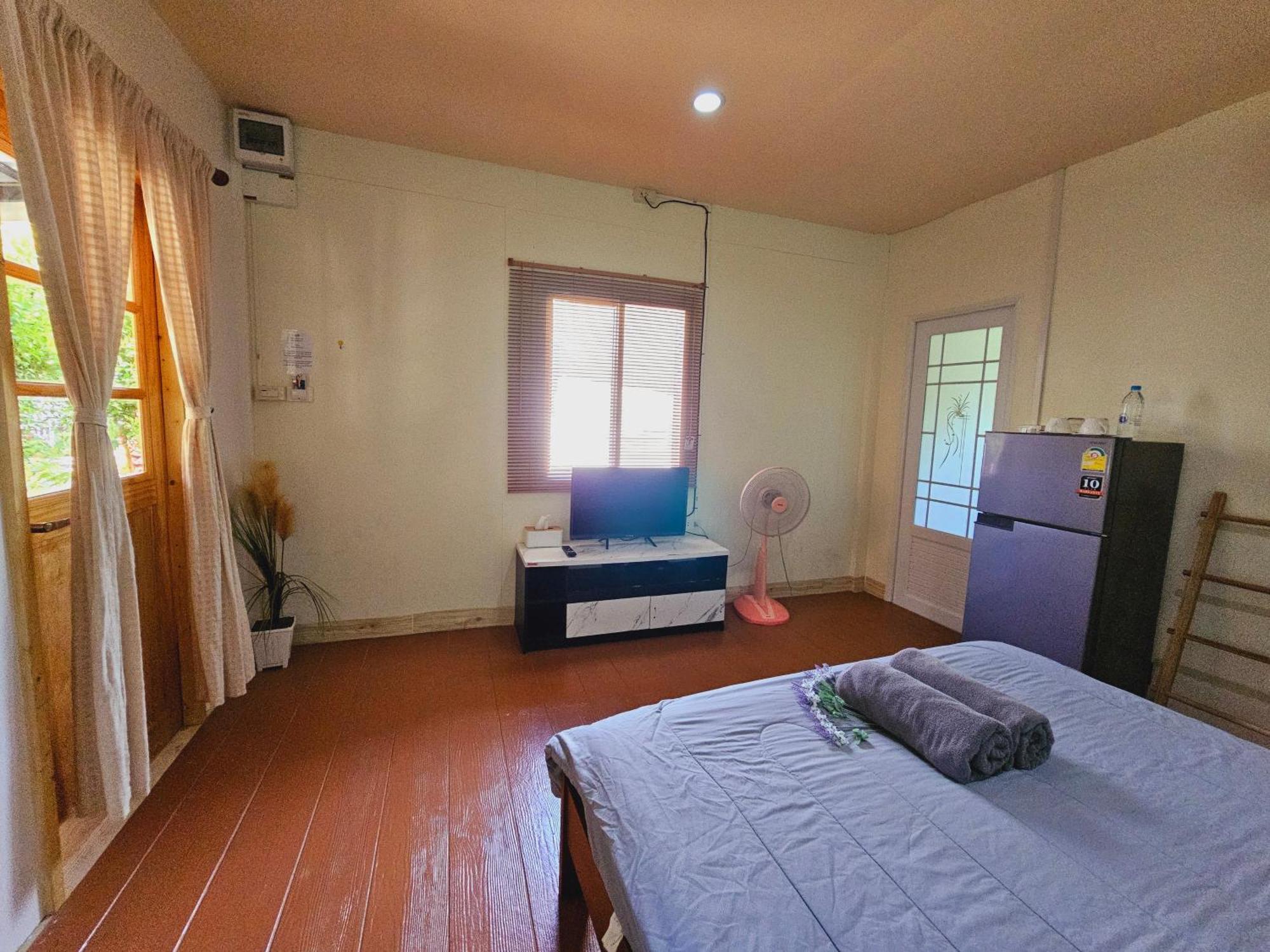 Baan Suan Khun Ta บ้านพักสวนคุณตา Koh Chang Exterior foto