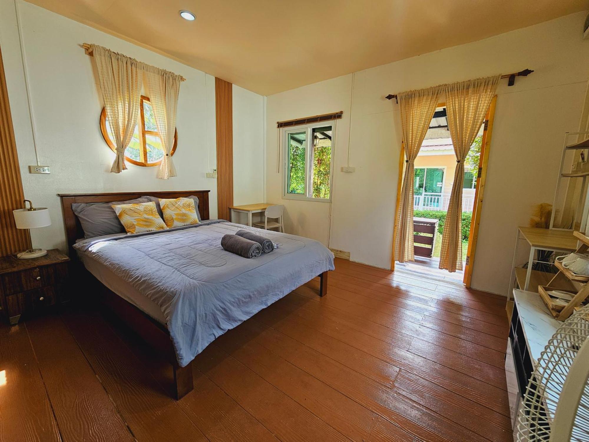 Baan Suan Khun Ta บ้านพักสวนคุณตา Koh Chang Exterior foto